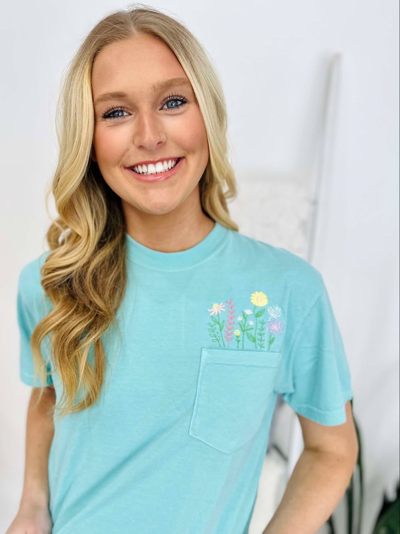 Floral Pocket Embroidered Pocket Tee