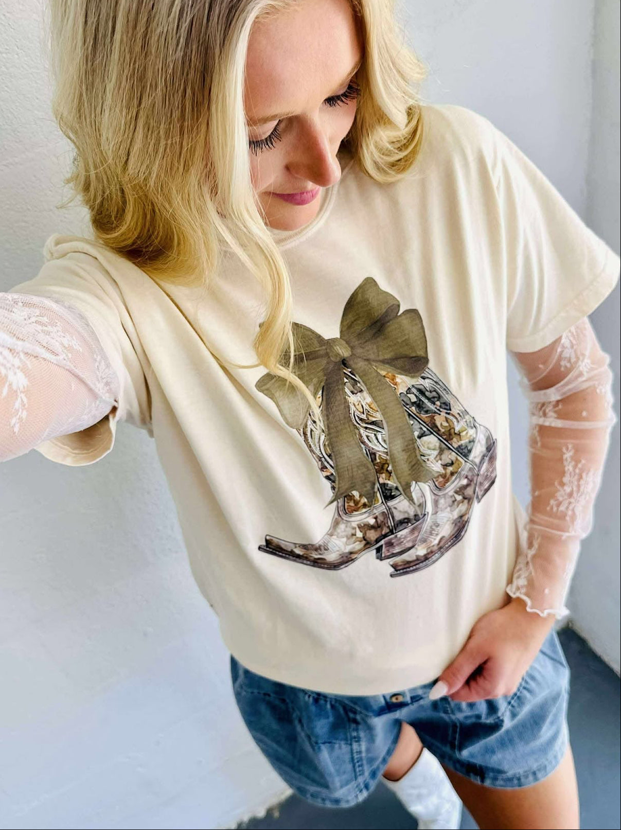 Western Camo Bow Boots Graphic Tee
