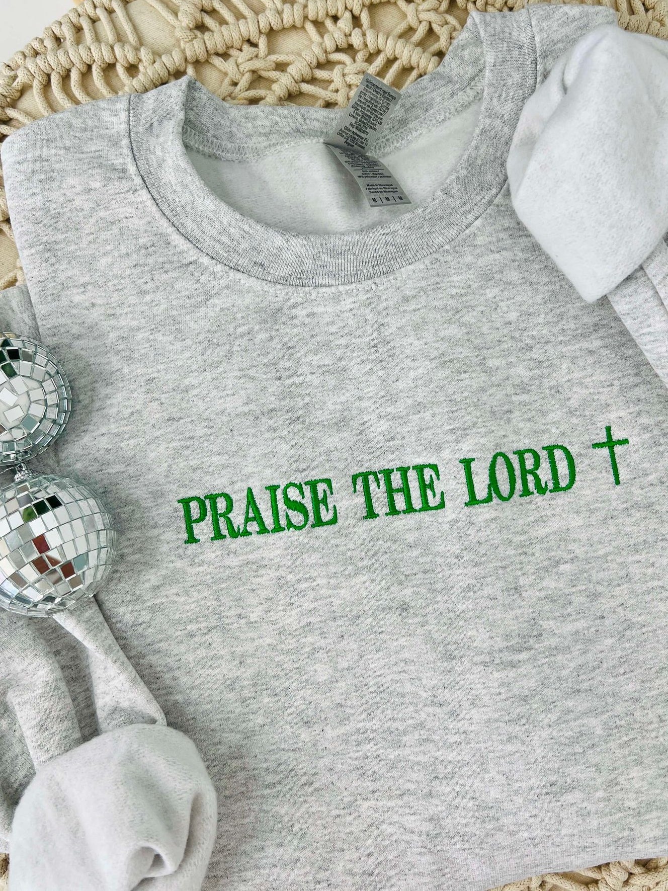 Praise The Lord Cross Embroidered Sweatshirt