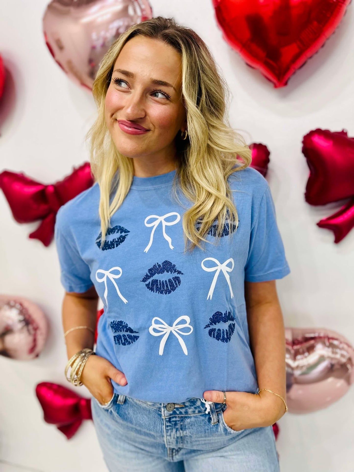 Lip Prints And Bow's Puff-Glitter Tee